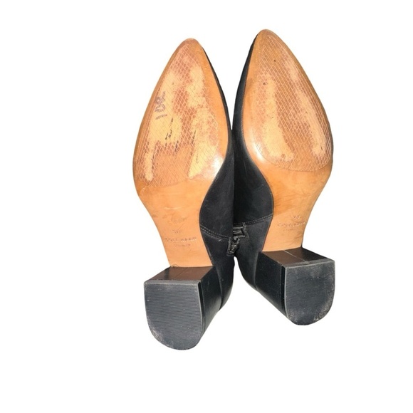 Cole Haan Elyse Bootie in Black, Block Heel, Pointed Toe, Zipper Closure sz 5b - Picture 8 of 13